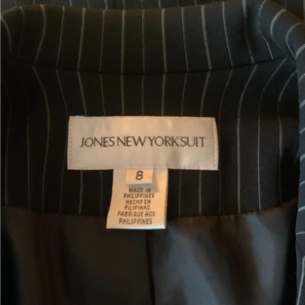 Brand New Jones New York Suits & Blazers | Women 2 Piece Black Pinstripe Suit - Picture 3 of 7